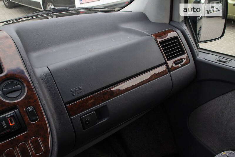 Мінівен Mercedes-Benz Vito 2001 в Нововолинську