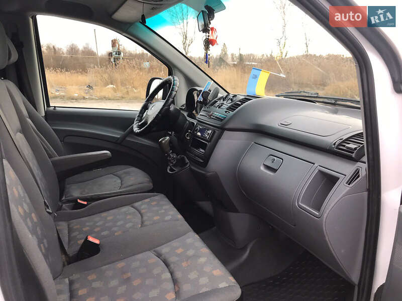 Минивэн Mercedes-Benz Vito 2006 в Дрогобыче