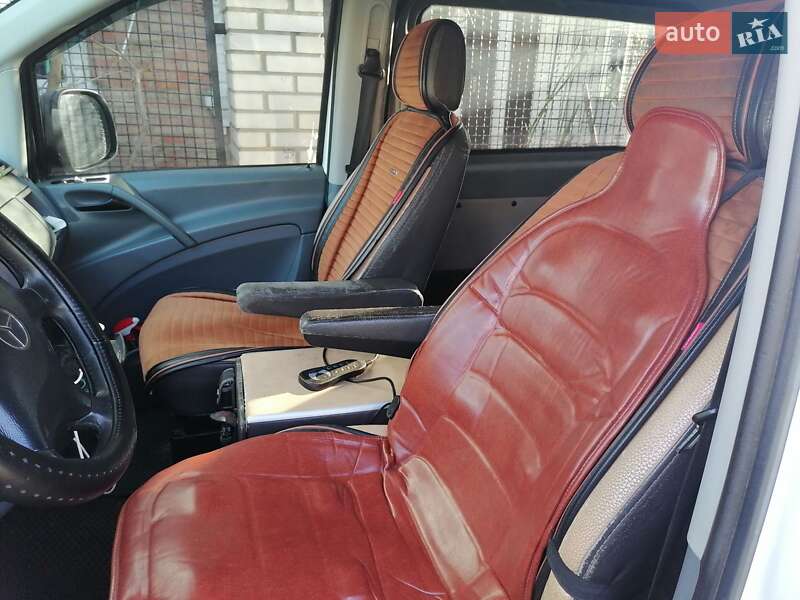 Минивэн Mercedes-Benz Vito 2006 в Николаеве