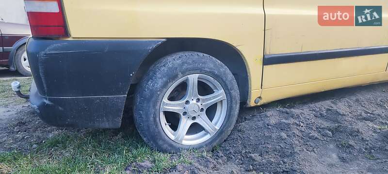 Минивэн Mercedes-Benz Vito 1998 в Городенке