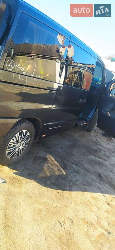 Минивэн Mercedes-Benz Vito 2001 в Новом Буге