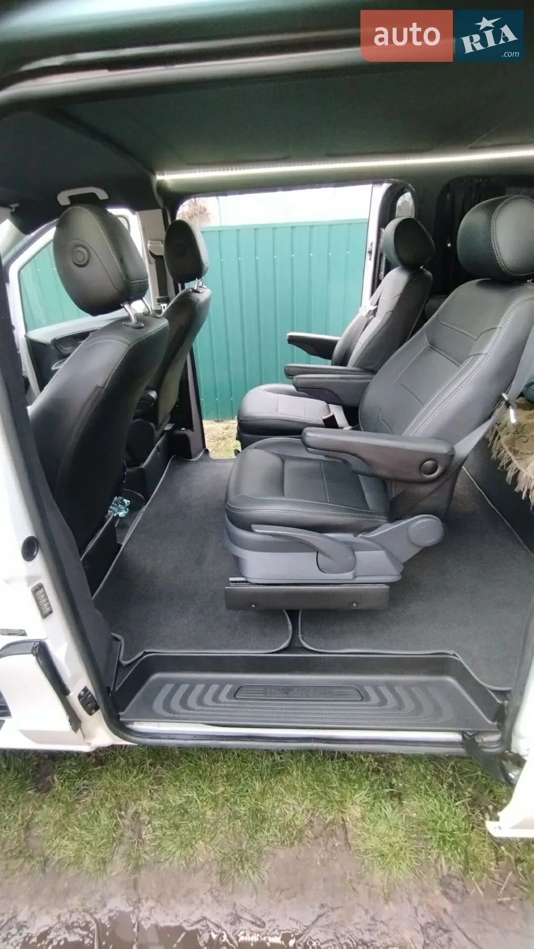 2016 Mercedes-Benz Vito - мініатюра 16