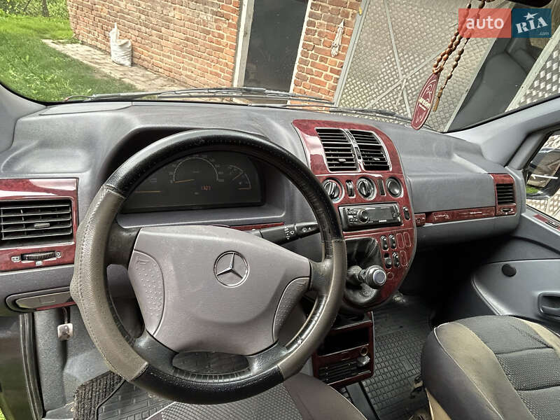 Минивэн Mercedes-Benz Vito 2001 в Жовкве