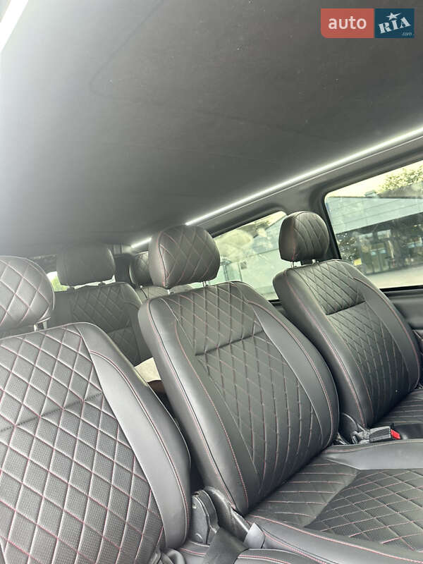 Минивэн Mercedes-Benz Vito 2018 в Пулинах