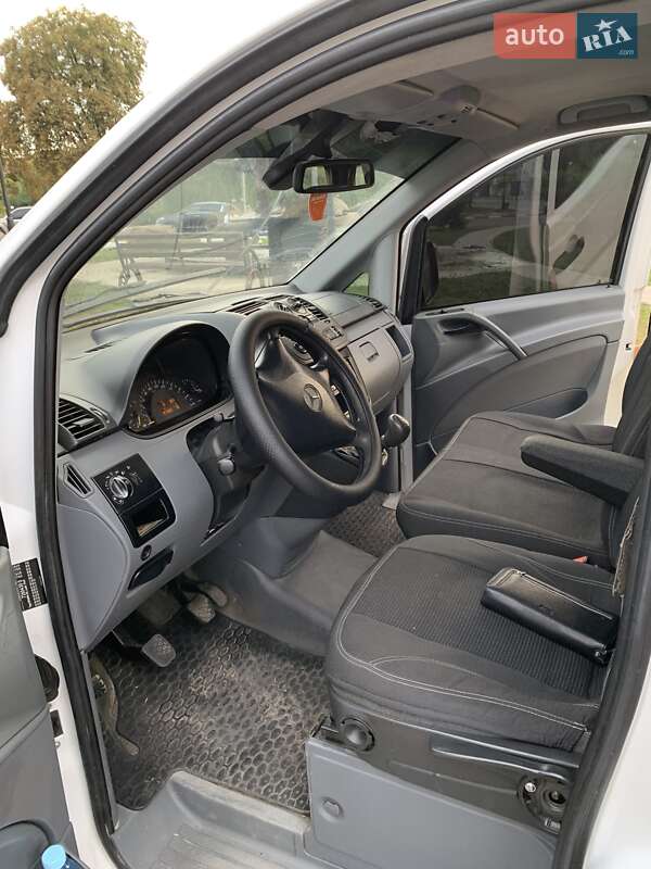 Минивэн Mercedes-Benz Vito 2006 в Богуславе