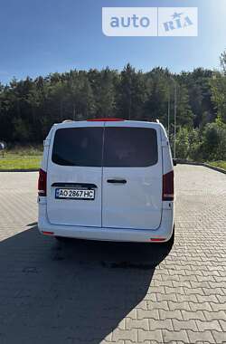 Мінівен Mercedes-Benz Vito 2015 в Іршаві