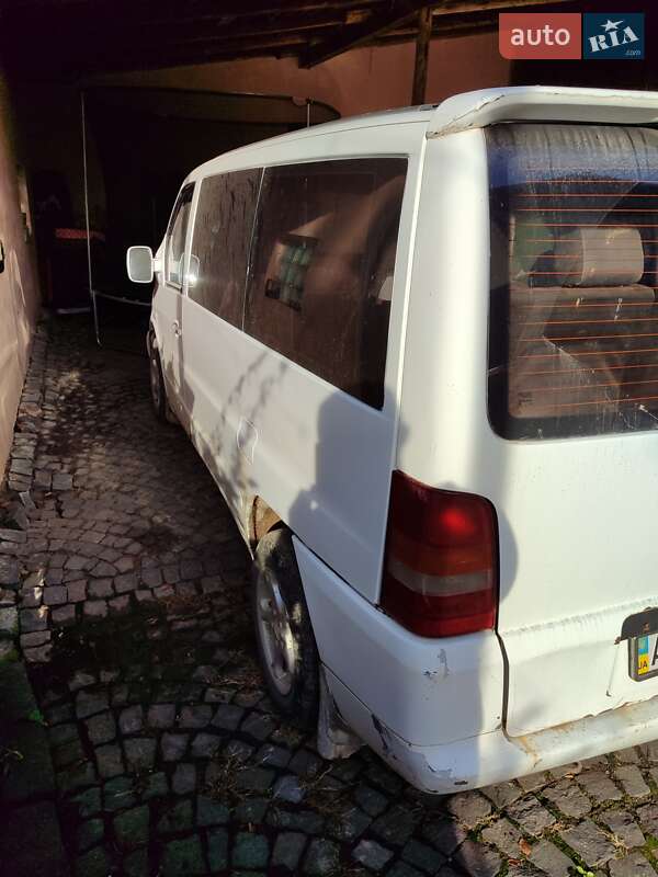 Минивэн Mercedes-Benz Vito 2001 в Иршаве