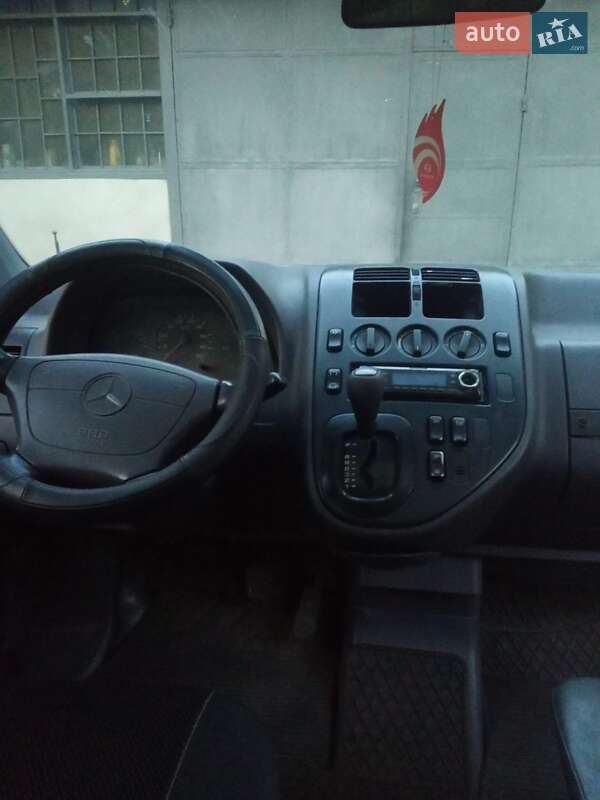 Минивэн Mercedes-Benz Vito 1999 в Глыбокой