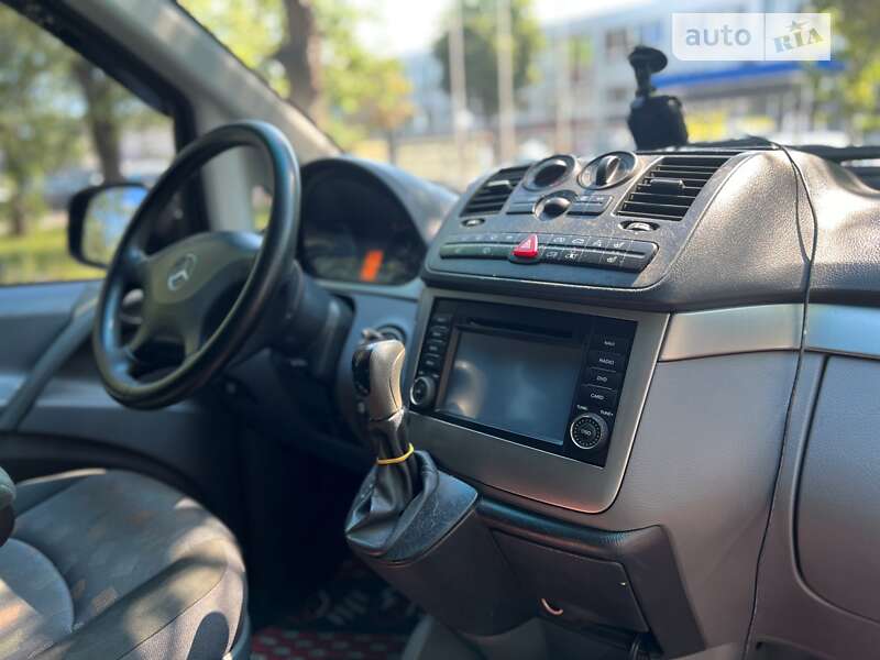 Минивэн Mercedes-Benz Vito 2009 в Киеве