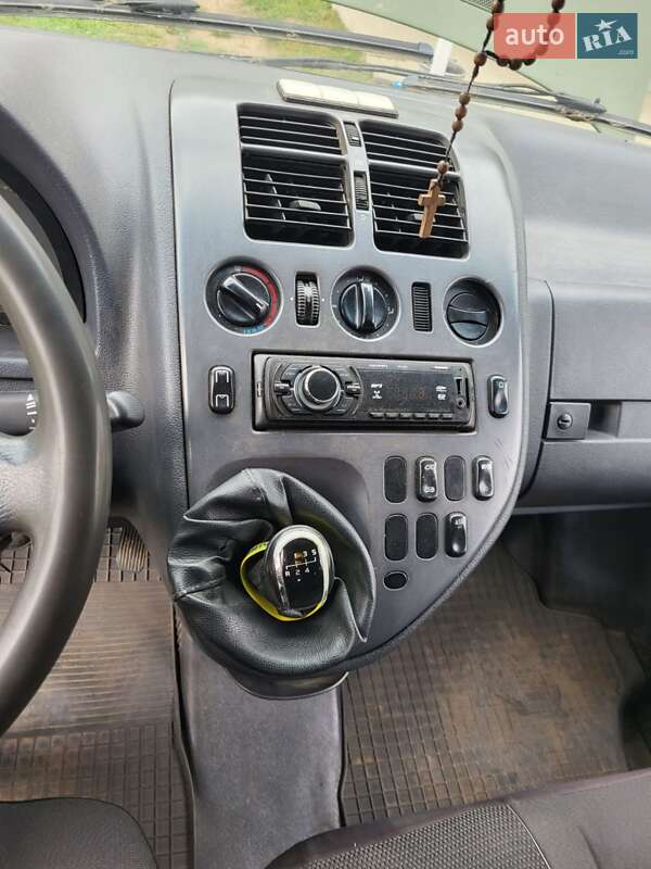 Минивэн Mercedes-Benz Vito 2002 в Ужгороде