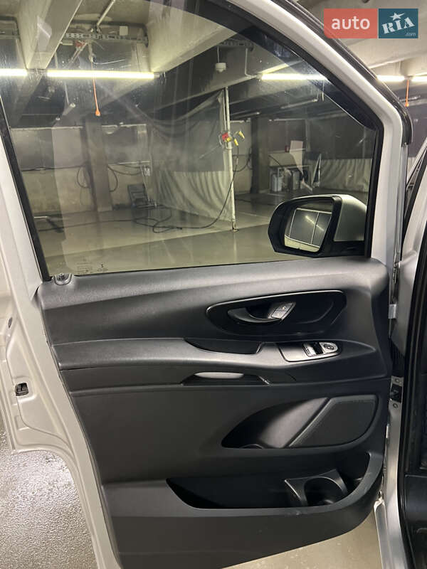 Минивэн Mercedes-Benz Vito 2015 в Днепре