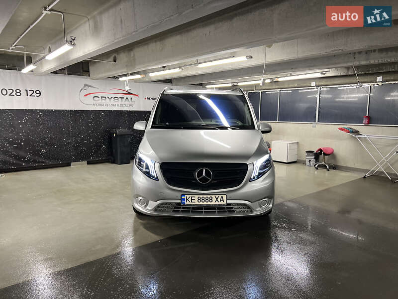 Минивэн Mercedes-Benz Vito 2015 в Днепре