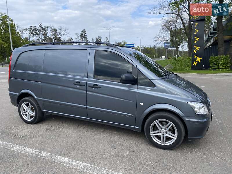 Mercedes-Benz Vito 2011