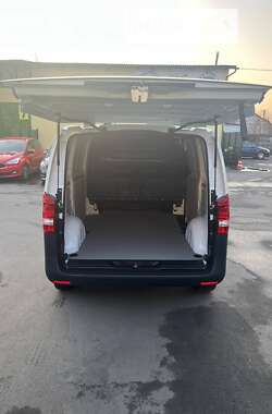 Вантажний фургон Mercedes-Benz Vito 2019 в Луцьку