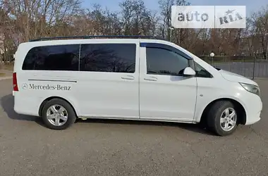 Mercedes-Benz Vito 2015