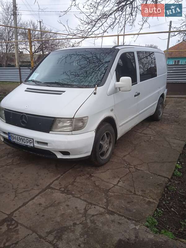 Минивэн Mercedes-Benz Vito 2003 в Раздельной