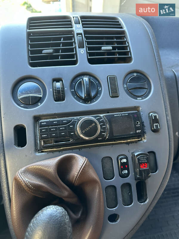 Минивэн Mercedes-Benz Vito 2000 в Тячеве фото 10 Минивэн Mercedes-Benz Vito 2000 в Тячеве