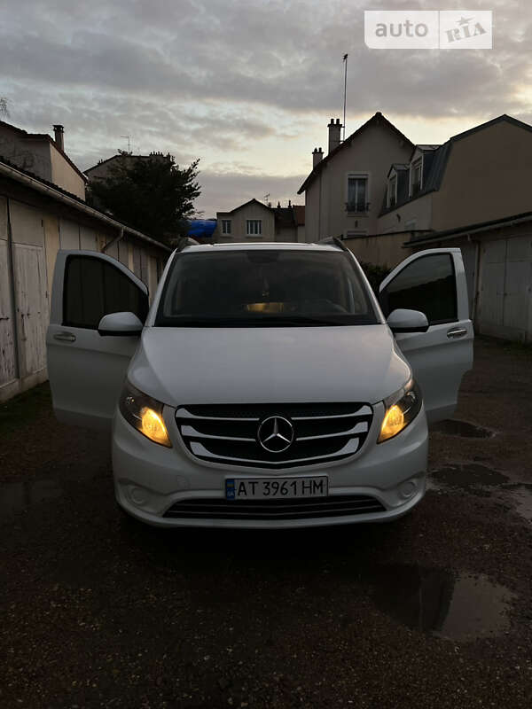 Минивэн Mercedes-Benz Vito 2015 в Ивано-Франковске