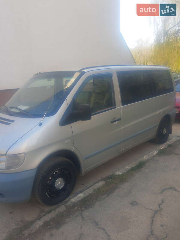 Мінівен Mercedes-Benz Vito 2002 в Чернівцях