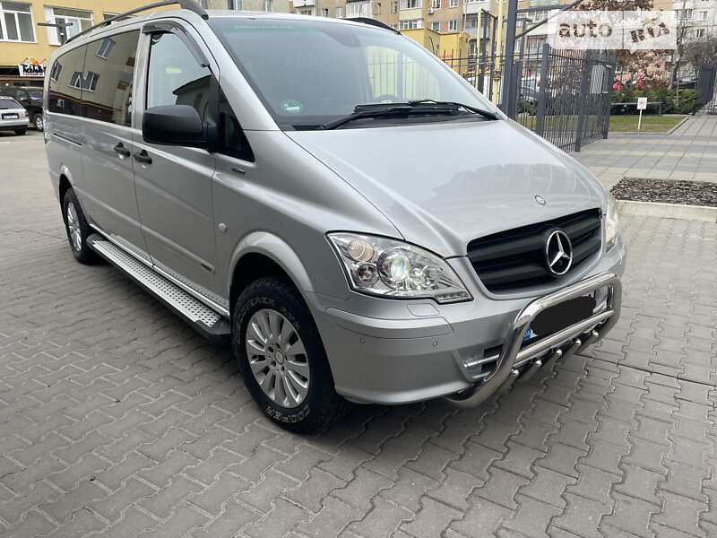 Минивэн Mercedes-Benz Vito 2013 в Ровно