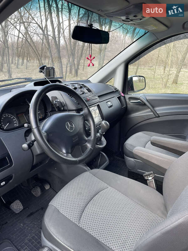 Минивэн Mercedes-Benz Vito 2010 в Пятихатках