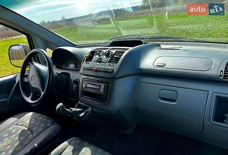 Мінівен Mercedes-Benz Vito 2004 в Полтаві