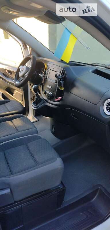 Минивэн Mercedes-Benz Vito 2015 в Ивано-Франковске фото 18 Минивэн Mercedes-Benz Vito 2015 в Ивано-Франковске