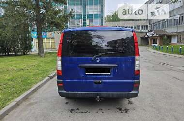 Грузовой фургон Mercedes-Benz Vito 2006 в Черновцах