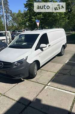 Вантажний фургон Mercedes-Benz Vito 2018 в Києві