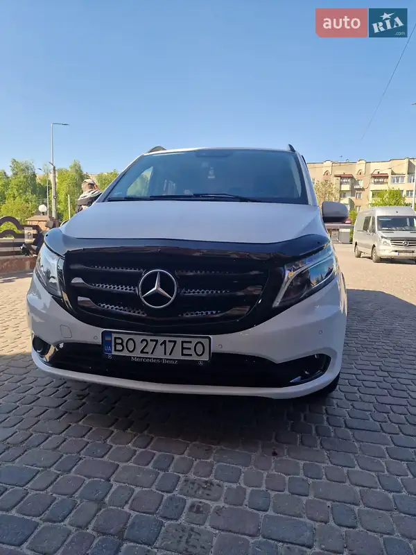 Минивэн Mercedes-Benz Vito 2017 в 