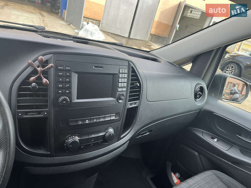 Мінівен Mercedes-Benz Vito 2015 в Ужгороді