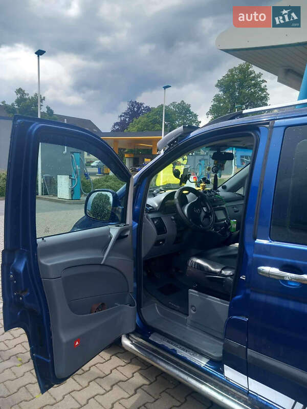 Минивэн Mercedes-Benz Vito 2004 в Сторожинце