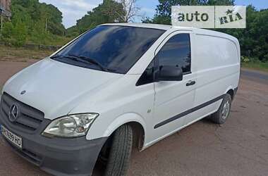 Грузопассажирский фургон Mercedes-Benz Vito 2012 в Житомире