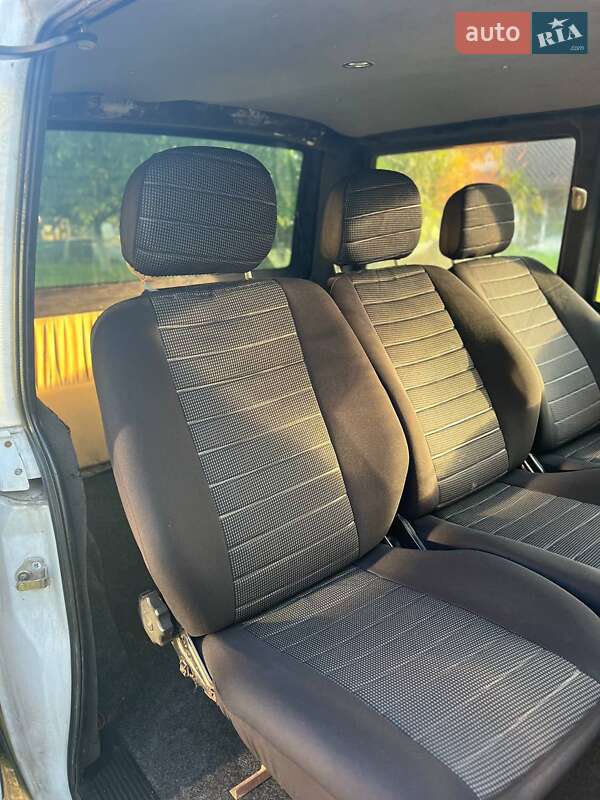 Минивэн Mercedes-Benz Vito 2001 в Ровно