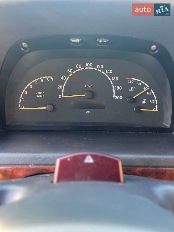 Минивэн Mercedes-Benz Vito 2001 в Ровно