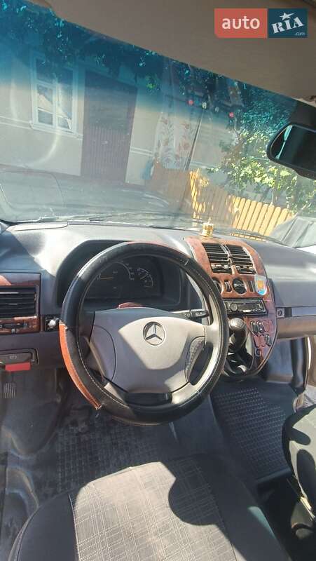 Минивэн Mercedes-Benz Vito 2001 в Черновцах