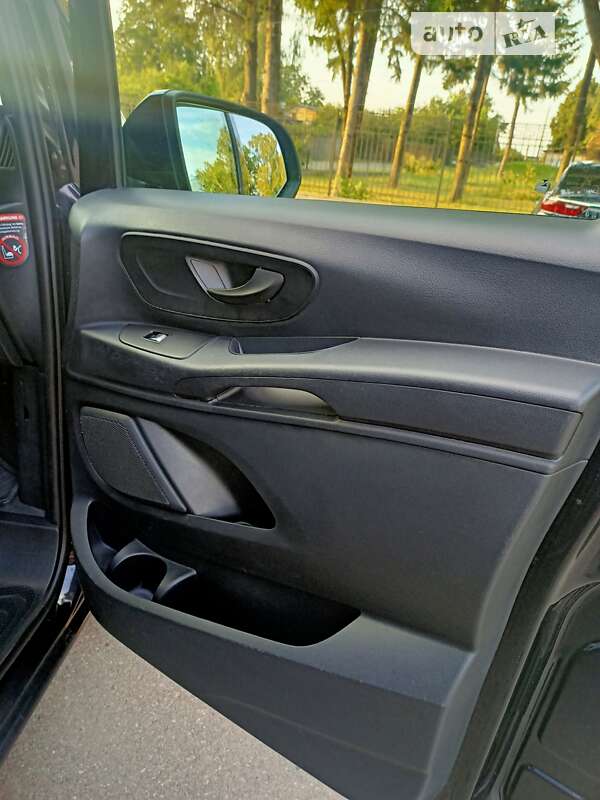 Минивэн Mercedes-Benz Vito 2017 в Борисполе