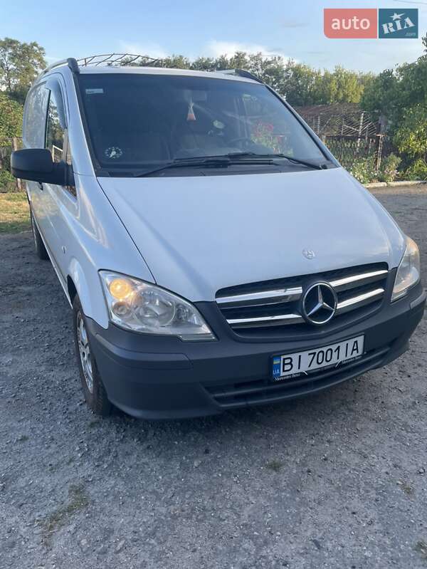 Грузовой фургон Mercedes-Benz Vito 2012 в Хороле