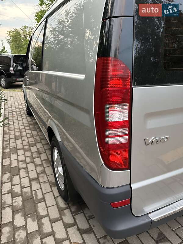 Вантажний фургон Mercedes-Benz Vito 2011 в Миколаєві