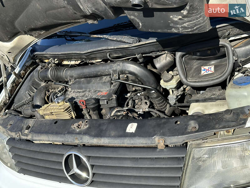 Минивэн Mercedes-Benz Vito 2001 в Киеве