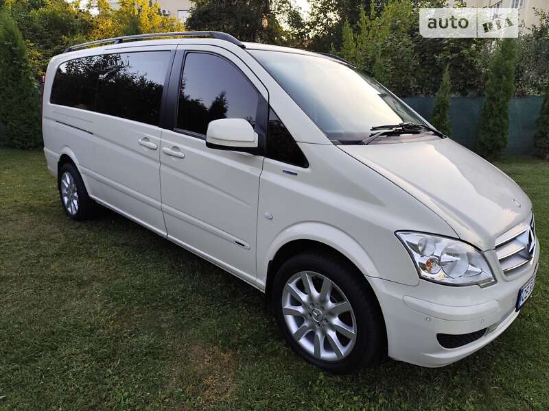 Минивэн Mercedes-Benz Vito 2011 в Кицмани