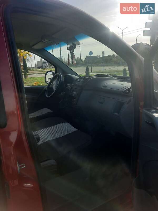 Минивэн Mercedes-Benz Vito 2009 в Ровно