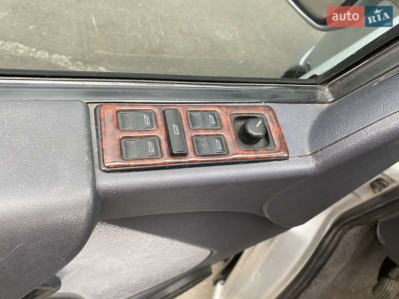 Мінівен Mercedes-Benz Vito 1998 в Кривому Розі