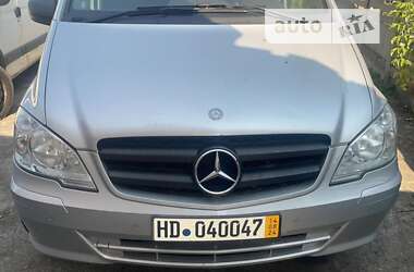 Минивэн Mercedes-Benz Vito 2012 в Киеве