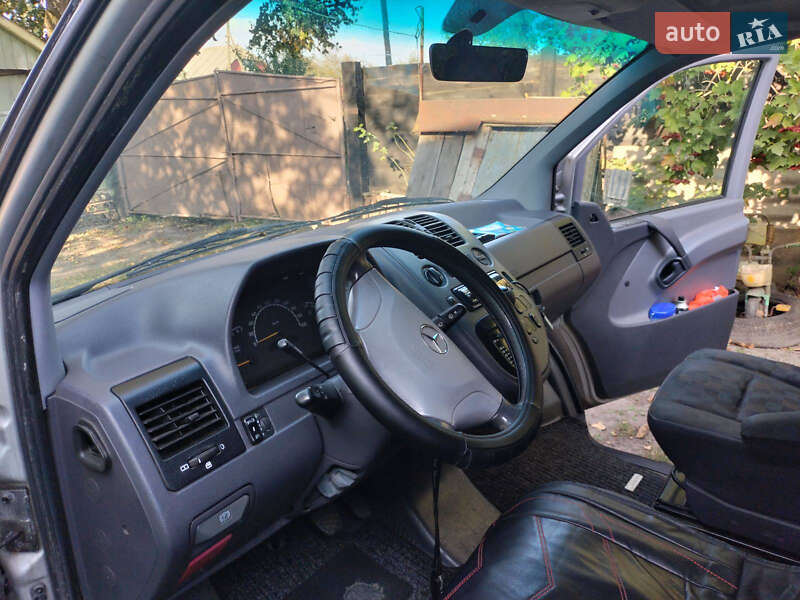 Минивэн Mercedes-Benz Vito 2003 в Владимире фото 5 Минивэн Mercedes-Benz Vito 2003 в Владимире