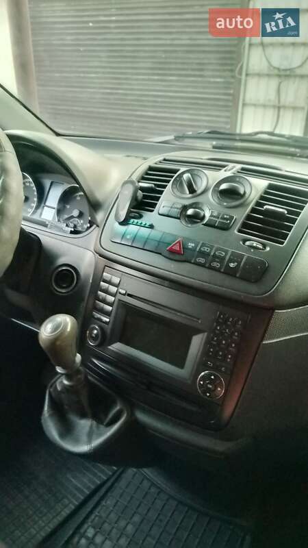 Вантажний фургон Mercedes-Benz Vito 2011 в Бучі