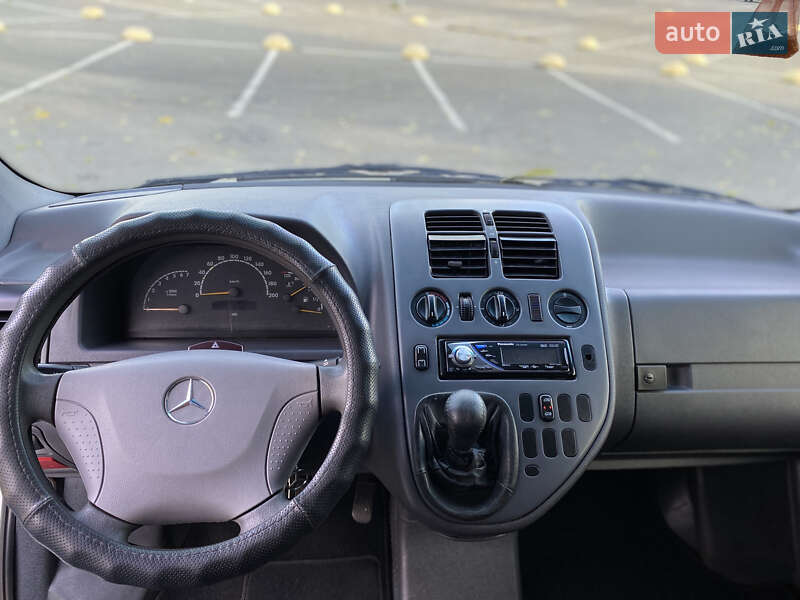 Минивэн Mercedes-Benz Vito 2002 в Одессе
