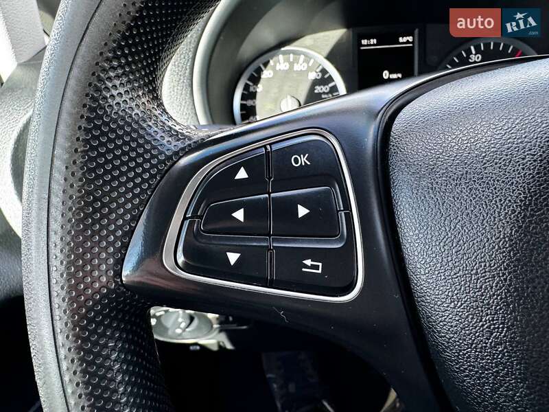 Вантажний фургон Mercedes-Benz Vito 2018 в Дніпрі