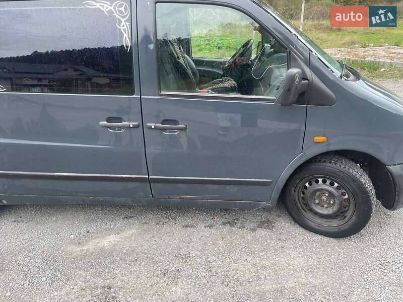 Мінівен Mercedes-Benz Vito 2000 в Ужгороді