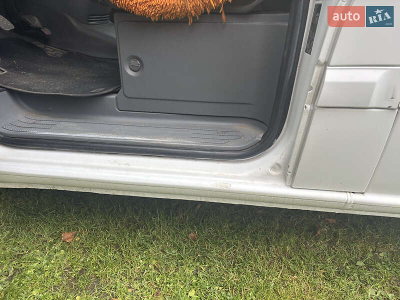 Минивэн Mercedes-Benz Vito 2006 в Львове